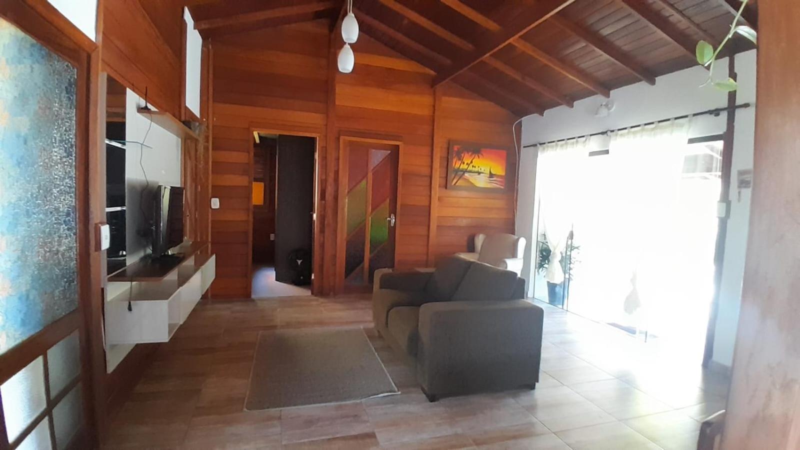 Casa Aconhegante Na Holiday home