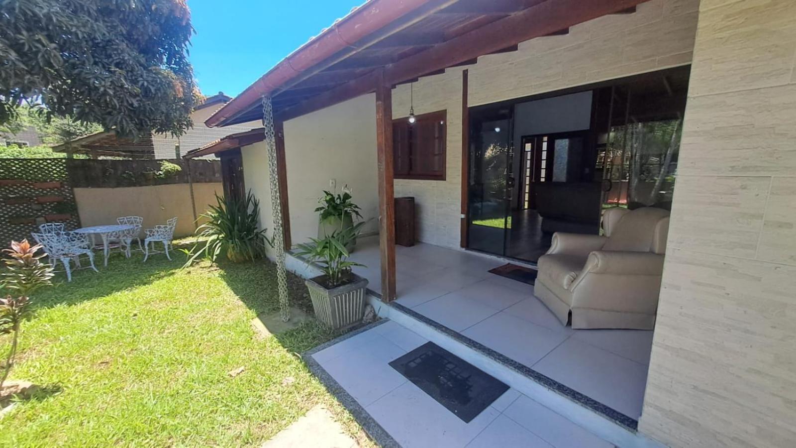 Casa Aconhegante Na Holiday home